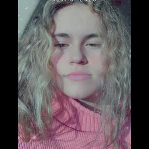 Meet your Posher, Carlee